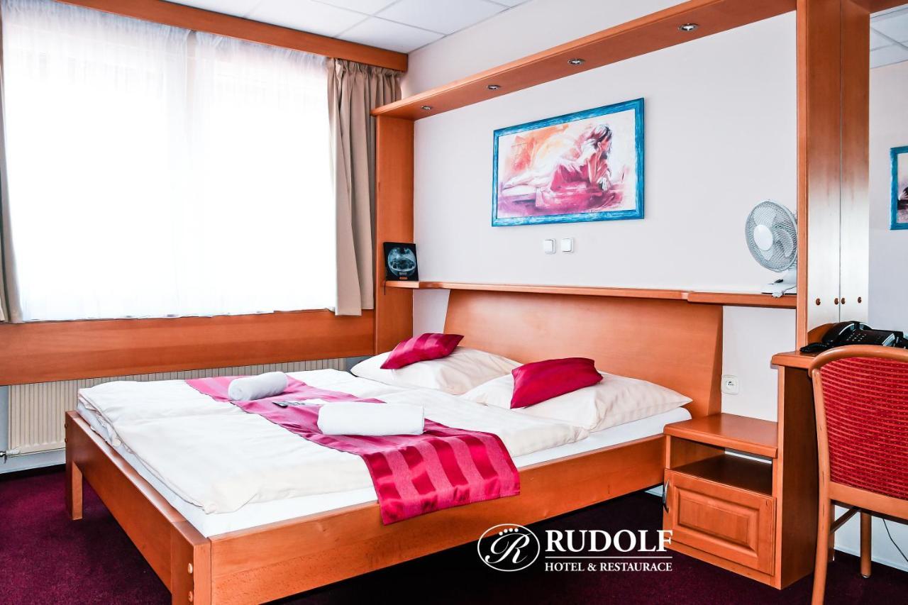 Hotel Rudolf Havířov Exteriör bild